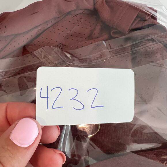 LULULEMON Women's Train to Be Tank Top *Stripe In Rain Stripe Savannah - Picture 9 of 9